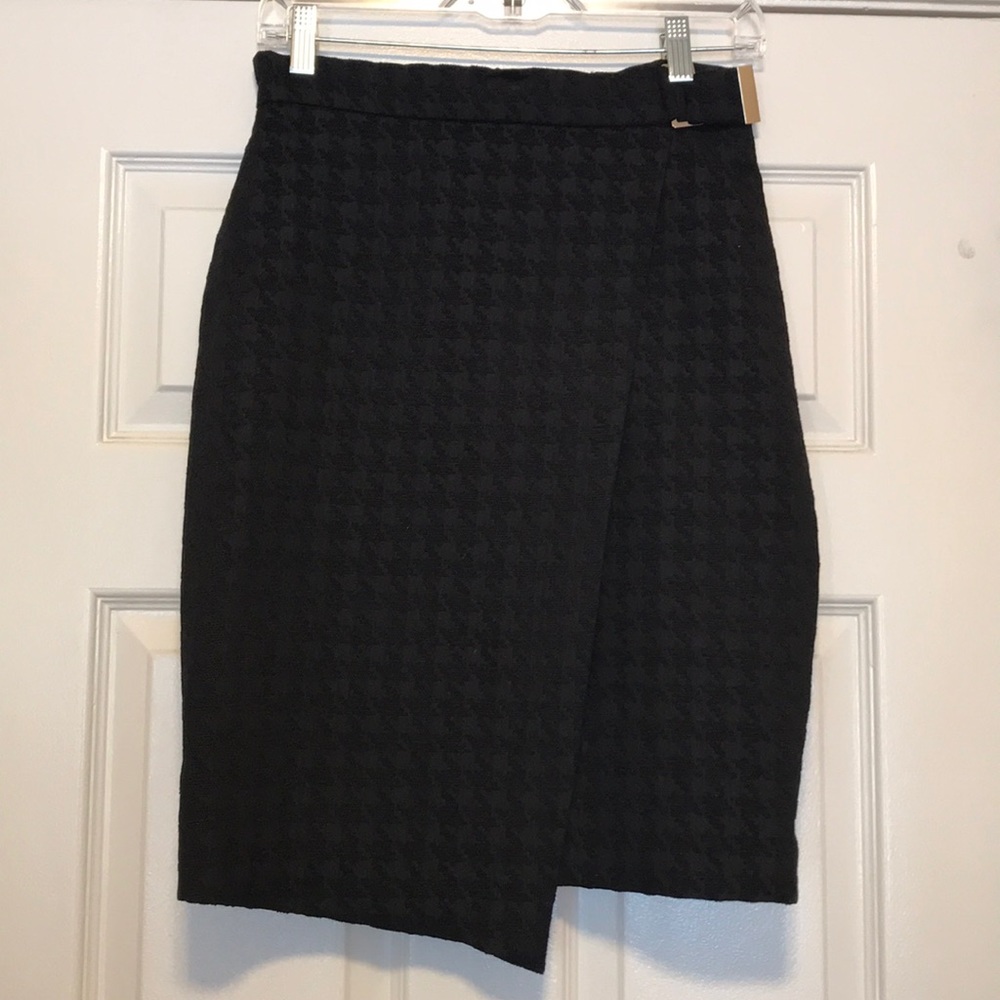 H&M black checkered work wrap skirt